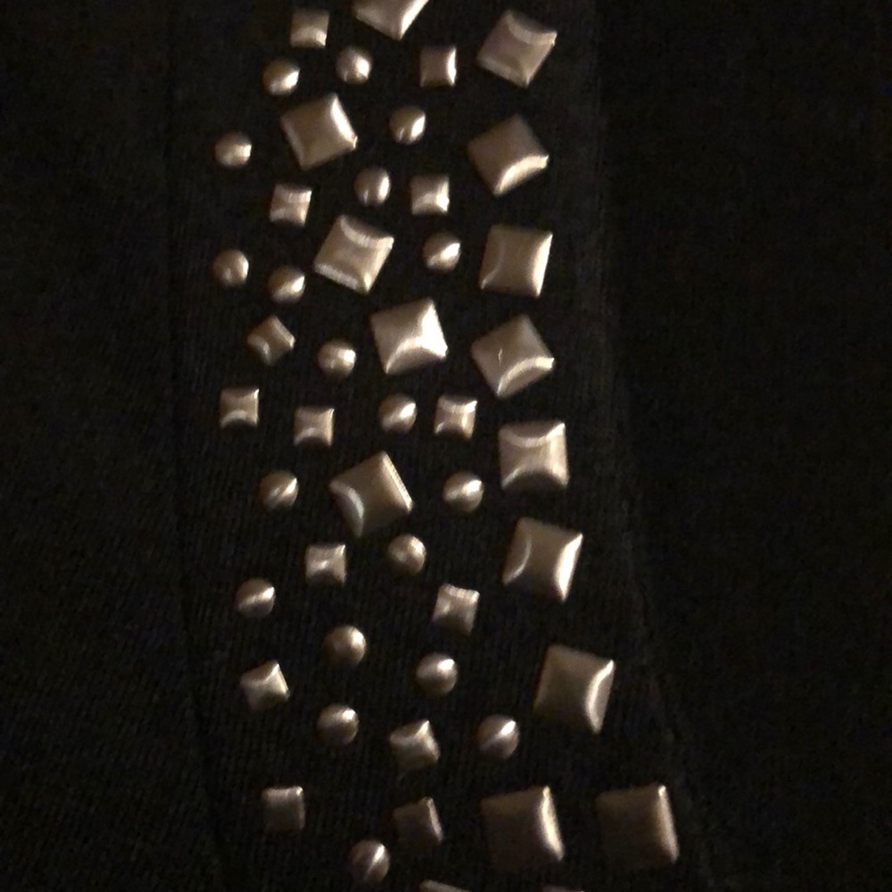Top - Picture 4 of 5